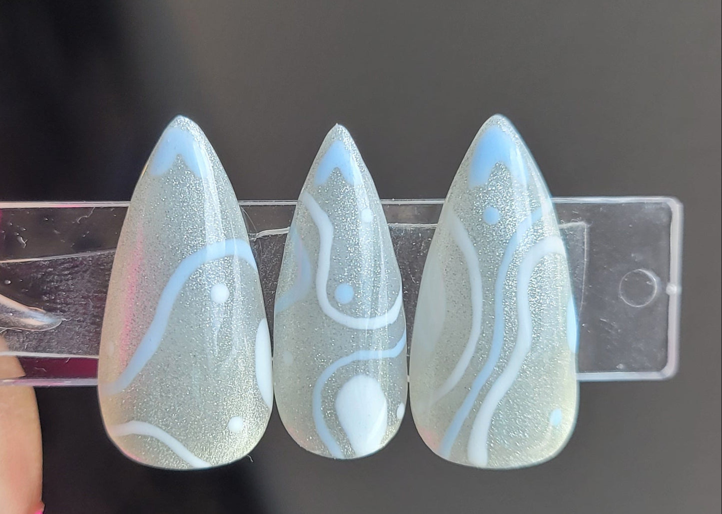 Cat Eye - Azula Swirls Stiletto Press - On